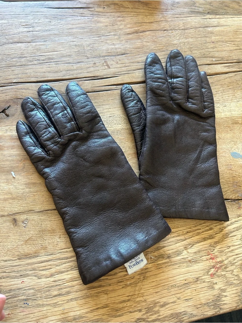 Women's VTG Dark Brown 10% real genuine Leather Gloves by FOWNES vintage 7.5